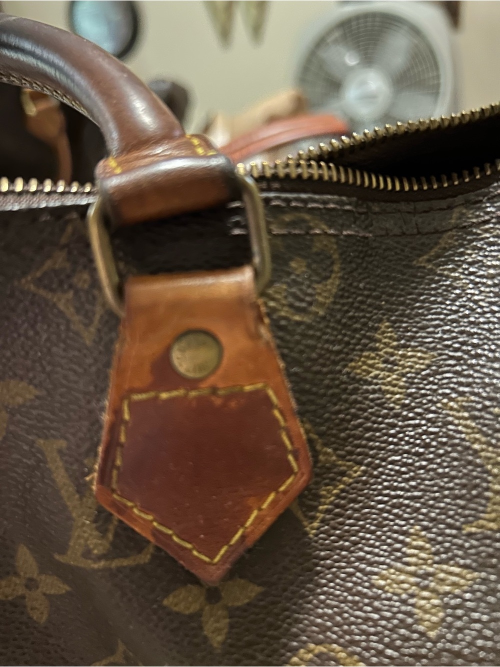 Louis Vuitton Brown Monogram Canvas Speedy Satchel - Picture 8 of 11